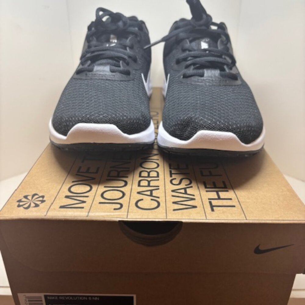Kids Nike Revolution